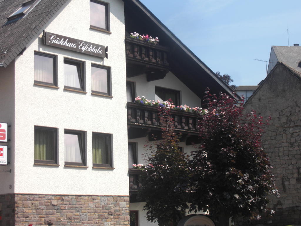 埃菲尔斯特博酒店餐厅 Weibern 外观 照片